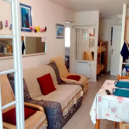 Apartment Avenue De La Butte Apartment *